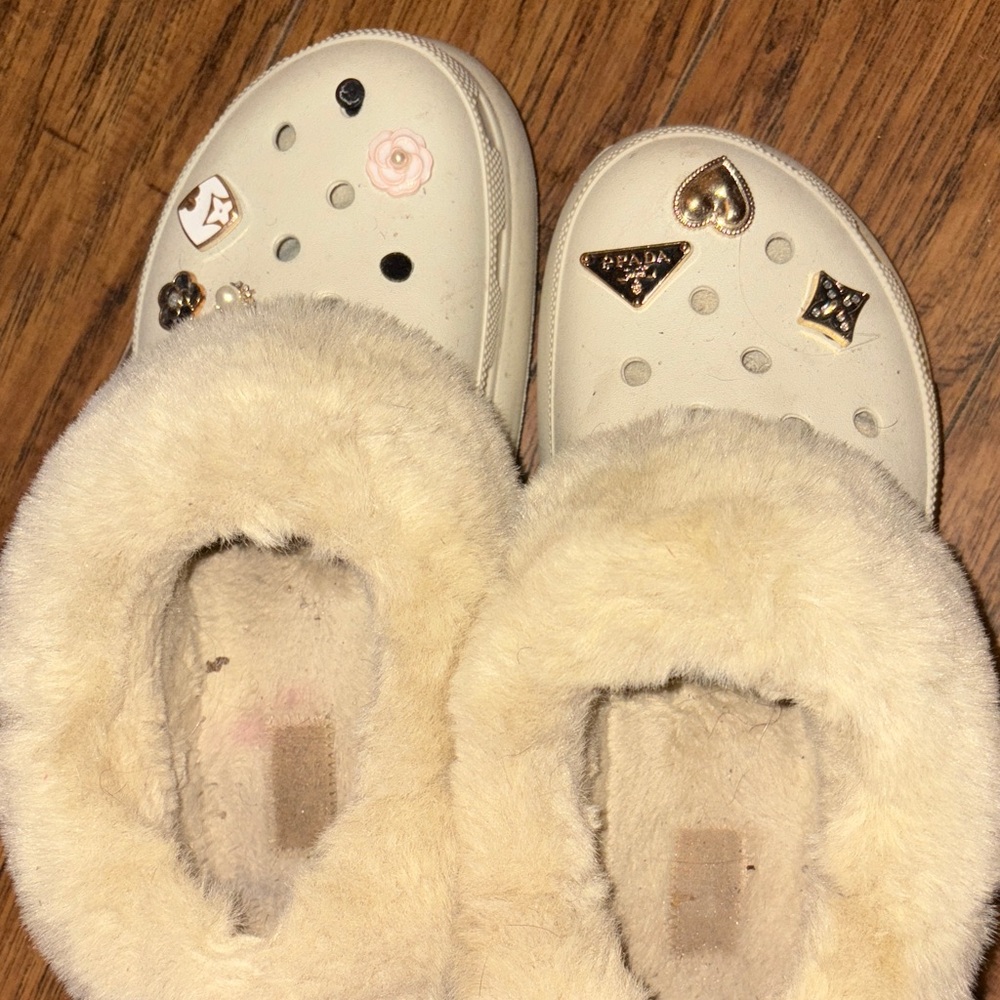 White Fur-Lined Clog Slip-Ons with Gold Charms